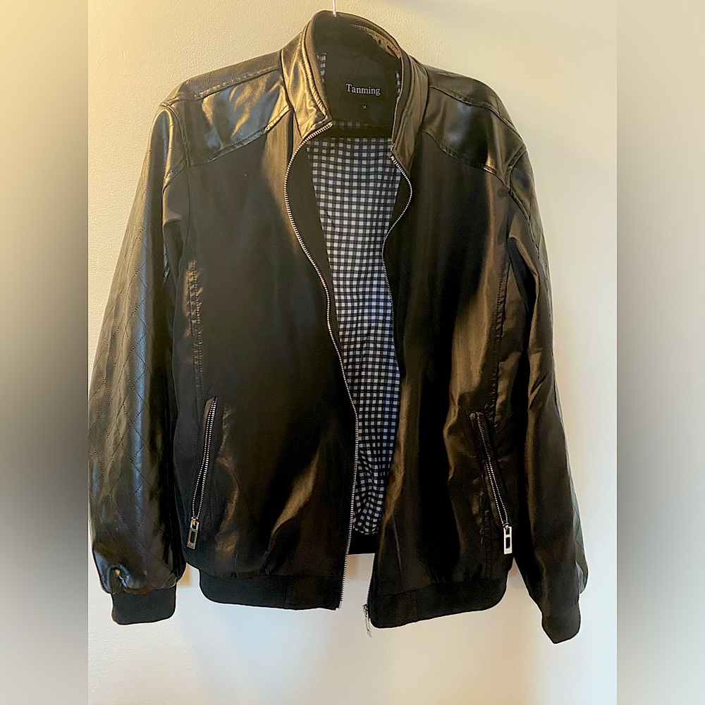 Men’s light leather jacket